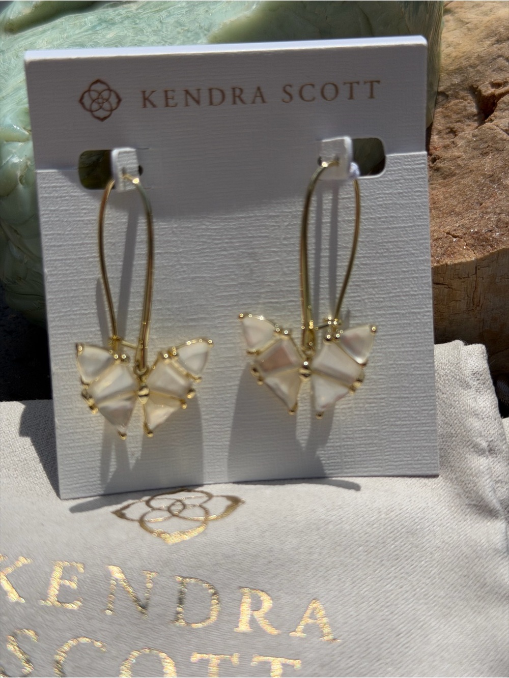 NWT KENDRA SCOTT Earrings - Beautiful Designer - Classic - Boho Earrings